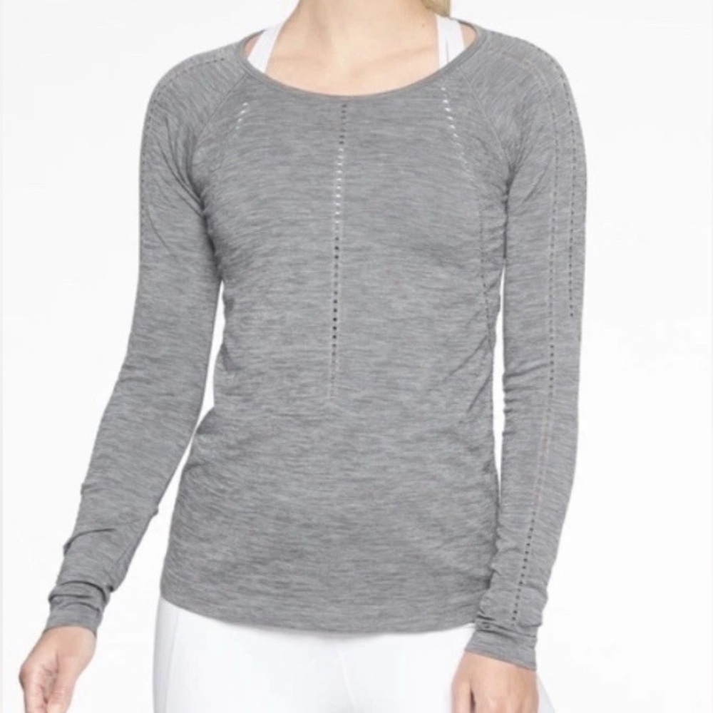 Athleta Top Long Sleeve Shirt Women Small Heathered Gray Seamless Stretch Active